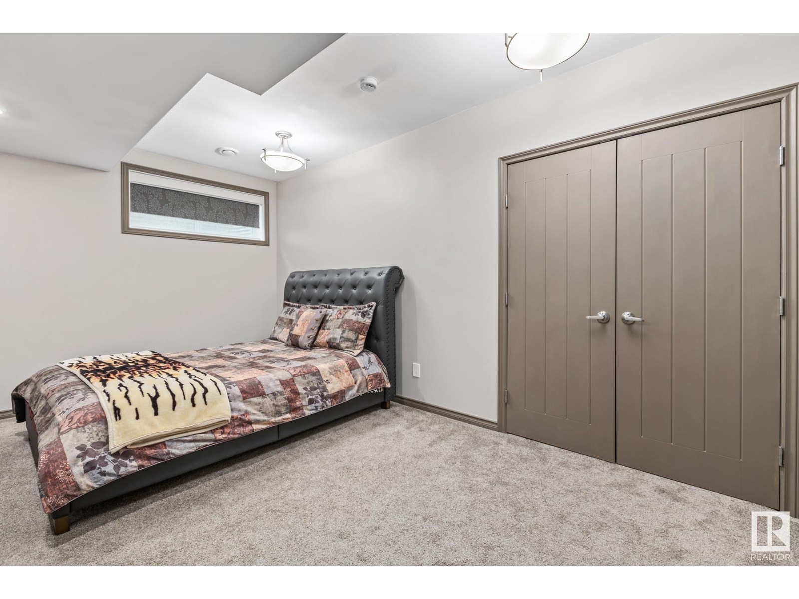 Photo 44 of 9520 206 St Nw, Edmonton AB