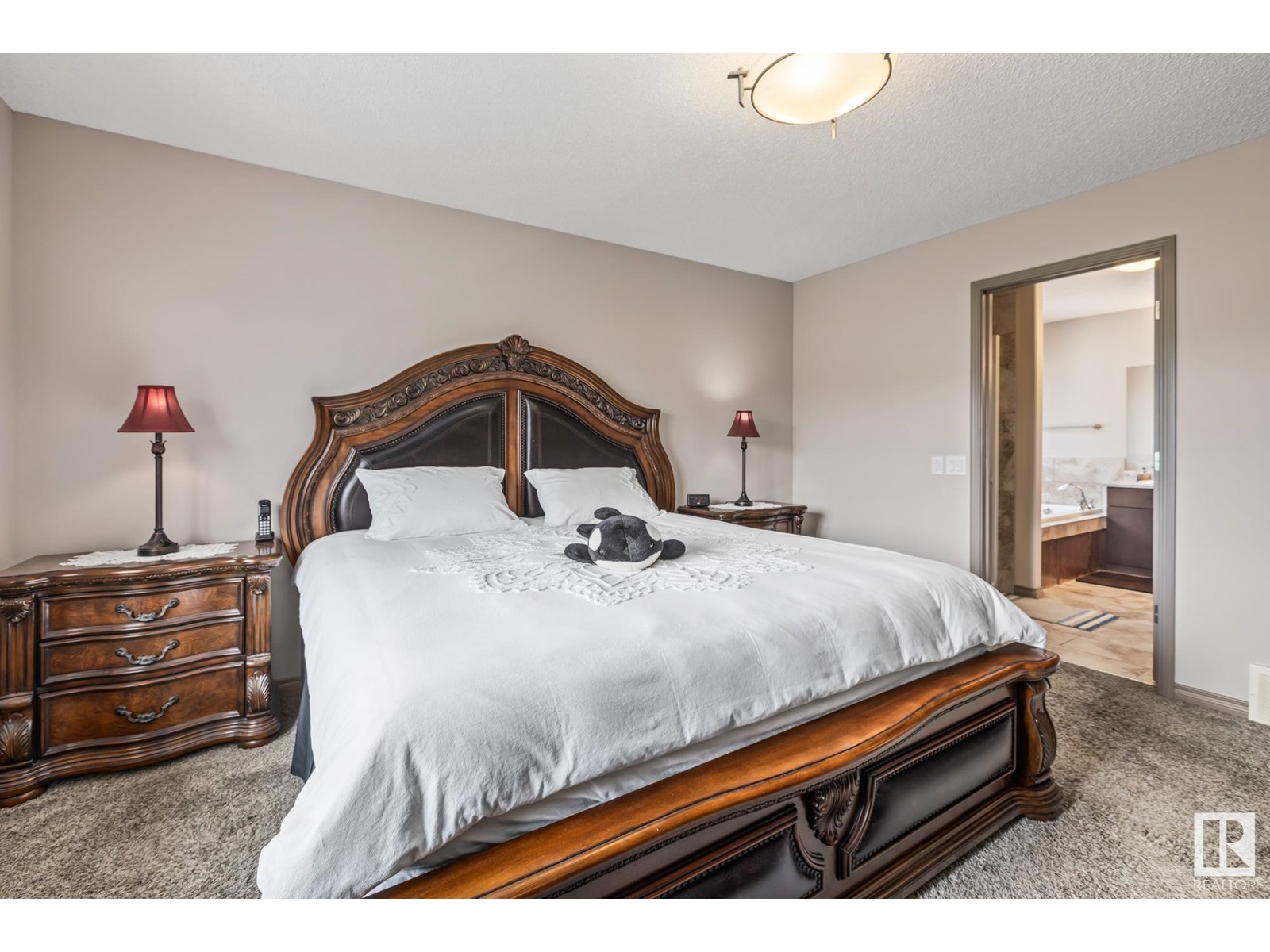 Photo 23 of 9520 206 St Nw, Edmonton AB