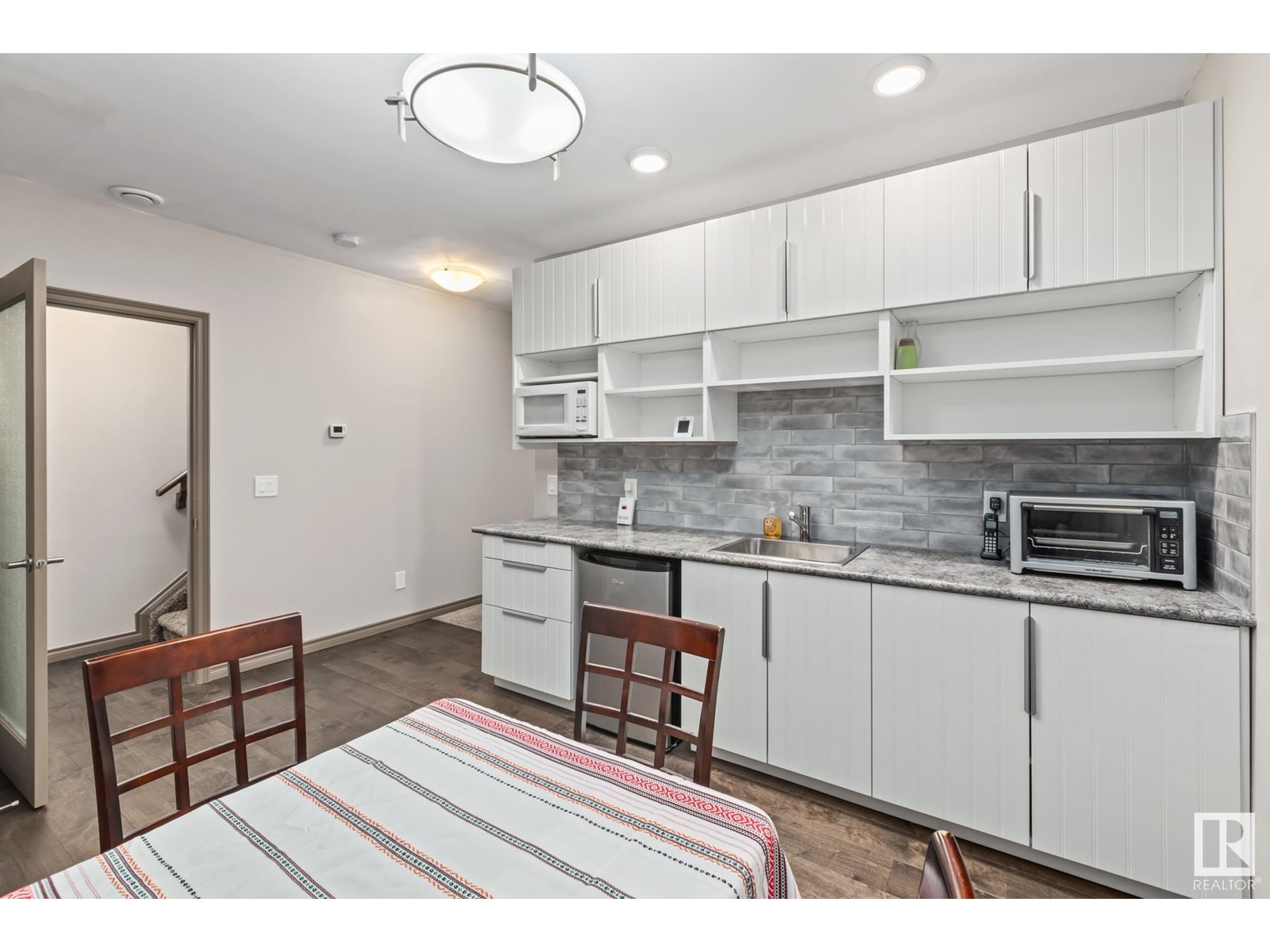 Photo 41 of 9520 206 St Nw, Edmonton AB
