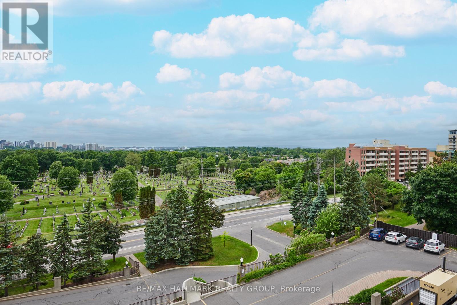 Photo 41 of 503 545 St Laurent Boulevard, Ottawa ON