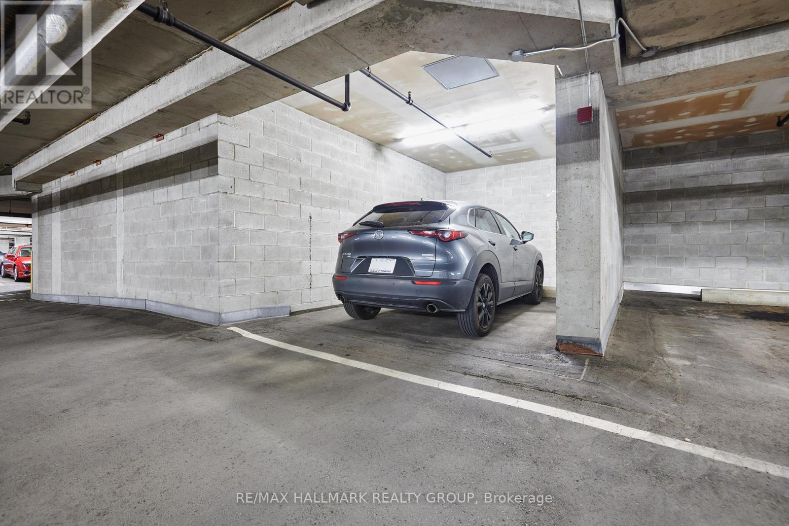 Photo 8 of 503 545 St Laurent Boulevard, Ottawa ON