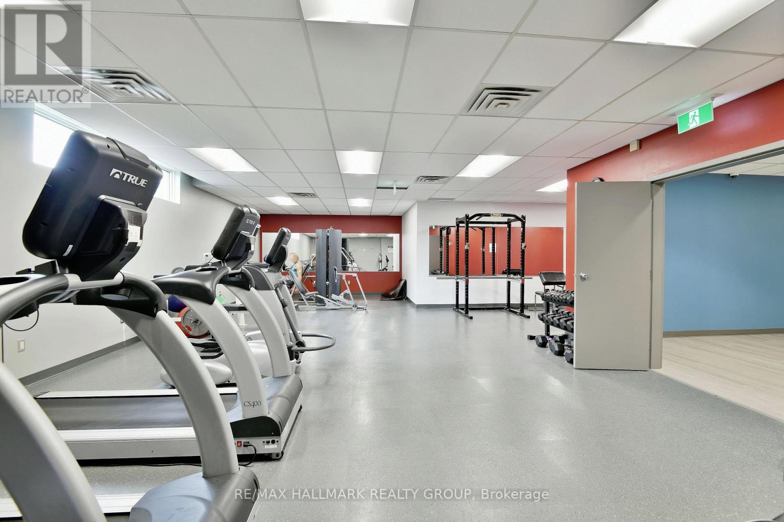 Photo 37 of 503 545 St Laurent Boulevard, Ottawa ON