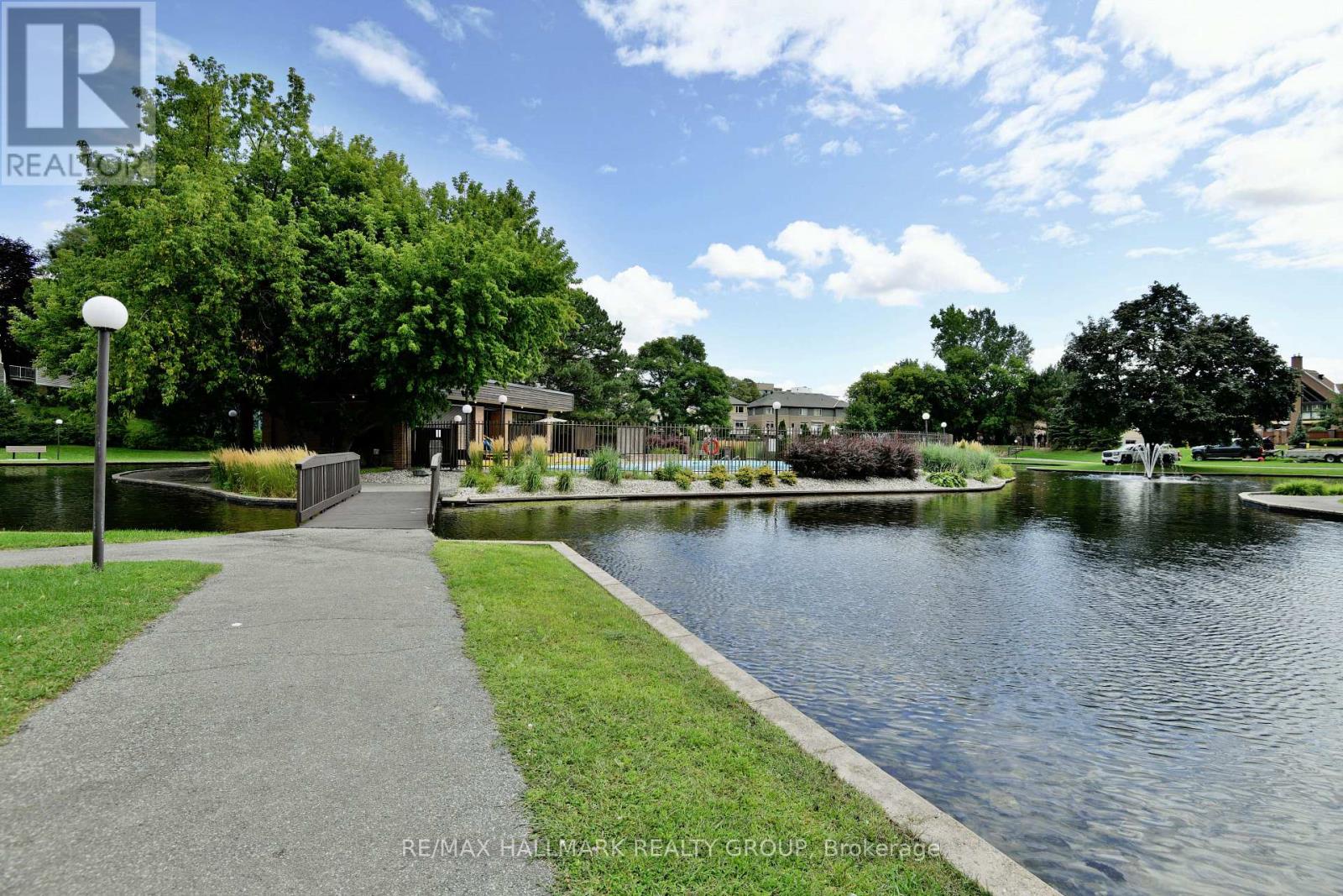 Photo 28 of 503 545 St Laurent Boulevard, Ottawa ON