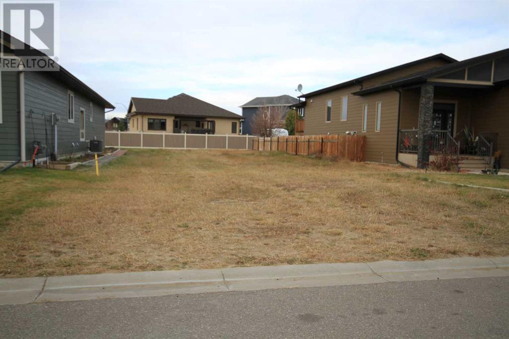 Photo 4 of 6 Prairie Lake Court, Taber AB
