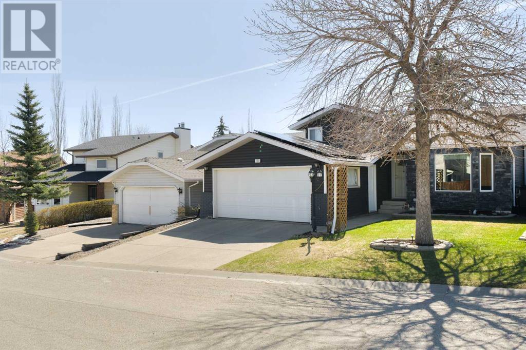 Single Family House 4 Level for Sale in  MacEwan Meadow Way NW MacEwan Glen Calgary 