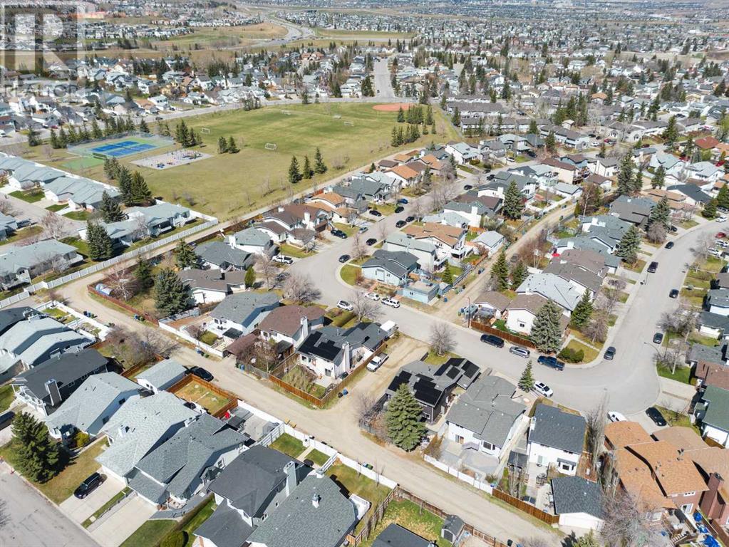 Single Family House 4 Level for Sale in  MacEwan Meadow Way NW MacEwan Glen Calgary 