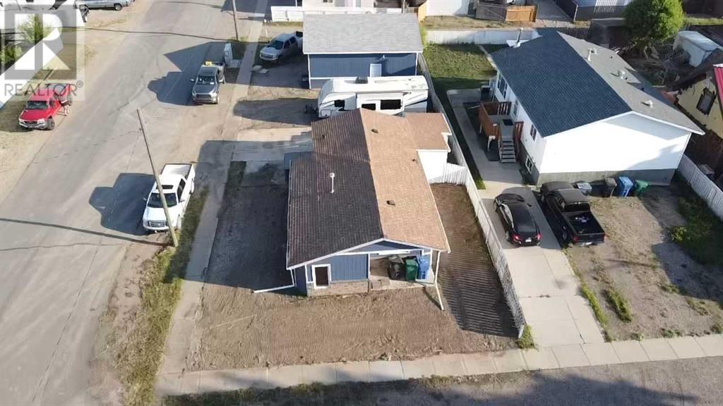 Photo 7 of 1138 42 Avenue N, Lethbridge AB