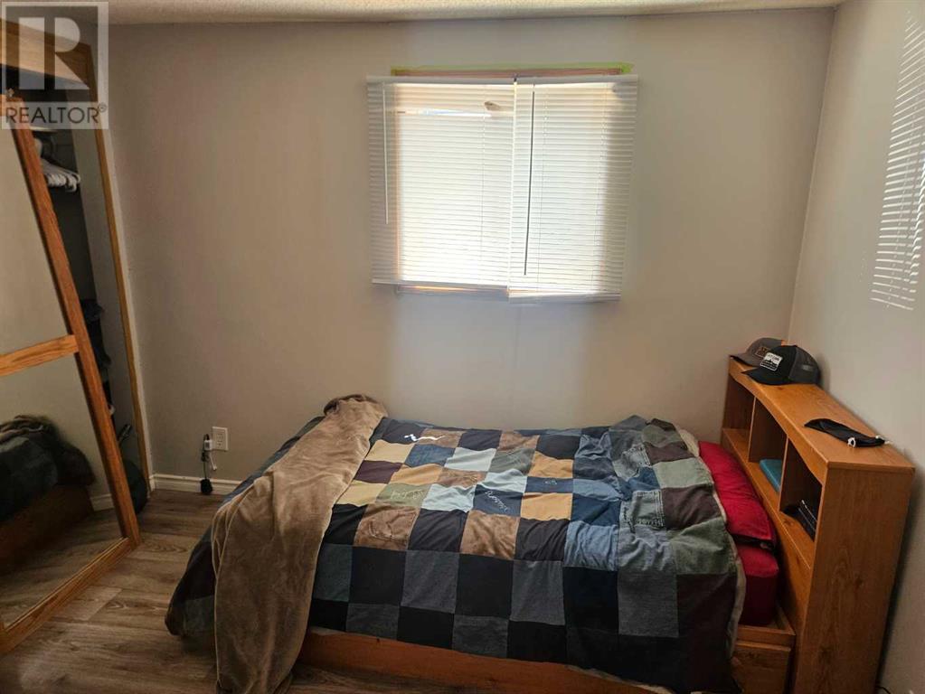Photo 8 of 1138 42 Avenue N, Lethbridge AB