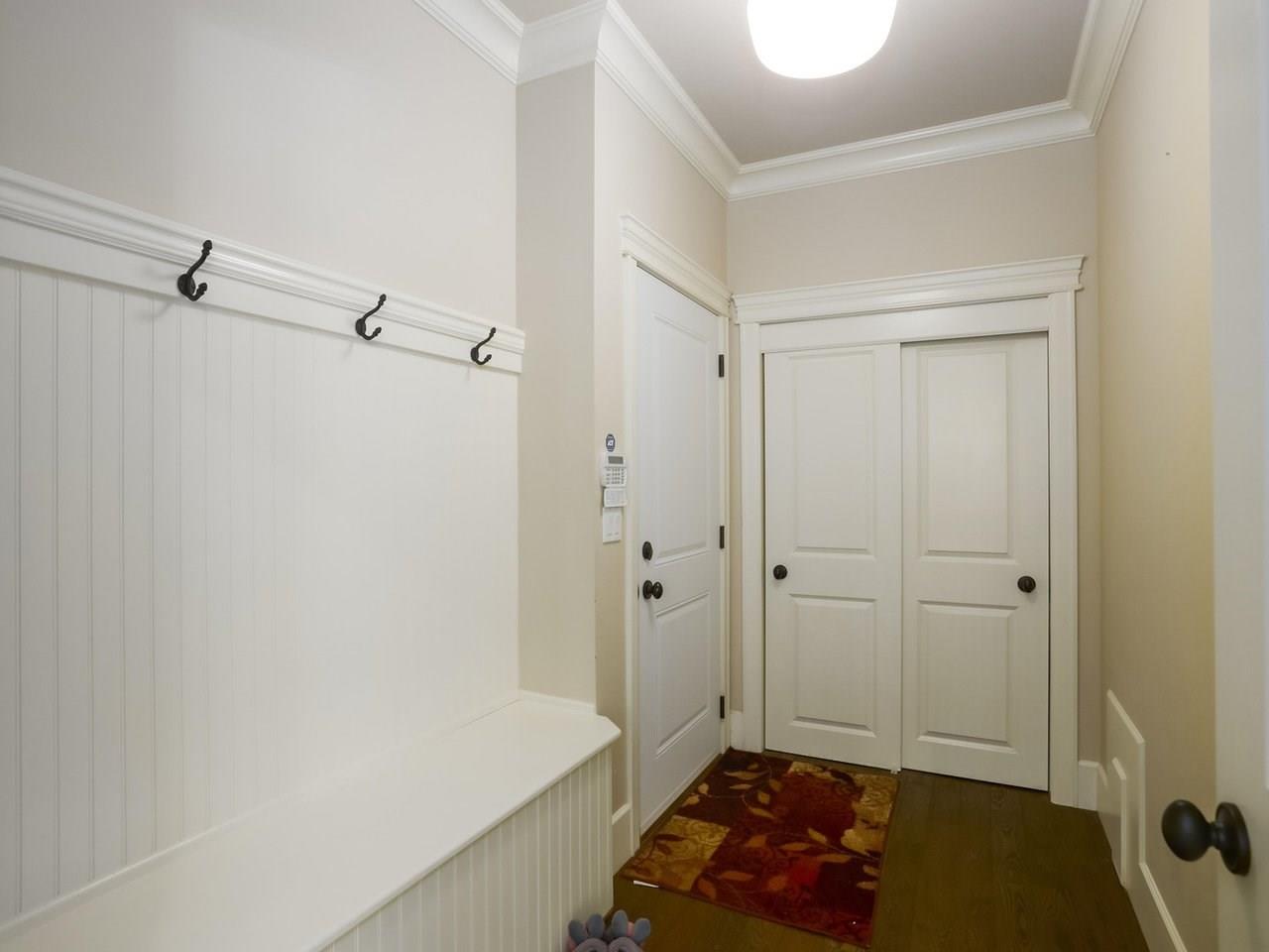 Photo 12 of 16297 27 A Avenue, Surrey BC