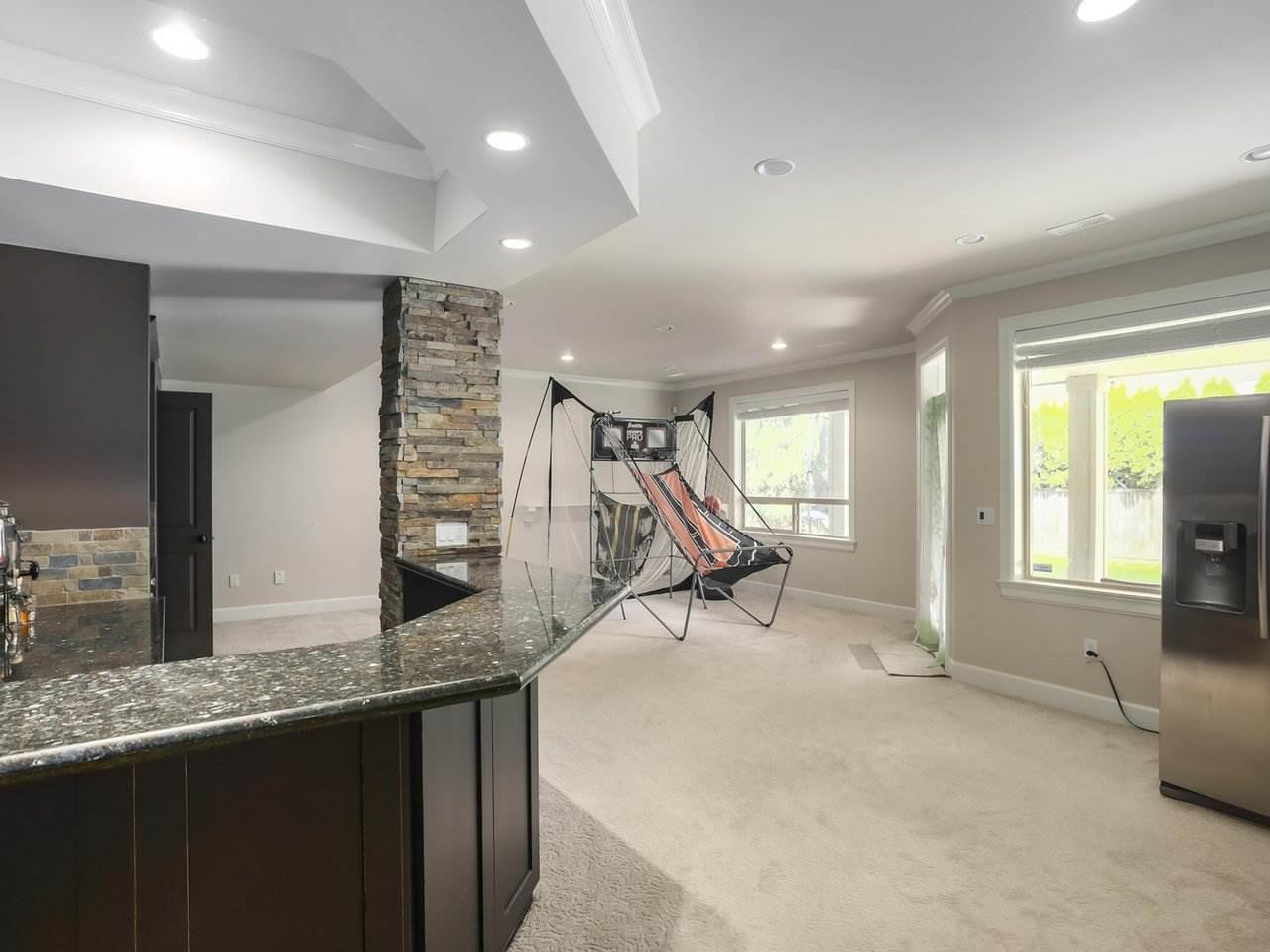 Photo 27 of 16297 27 A Avenue, Surrey BC