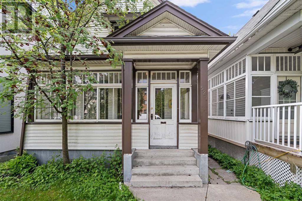 Single Family House for Sale in   Avenue SW Cliff Bungalow Calgary 