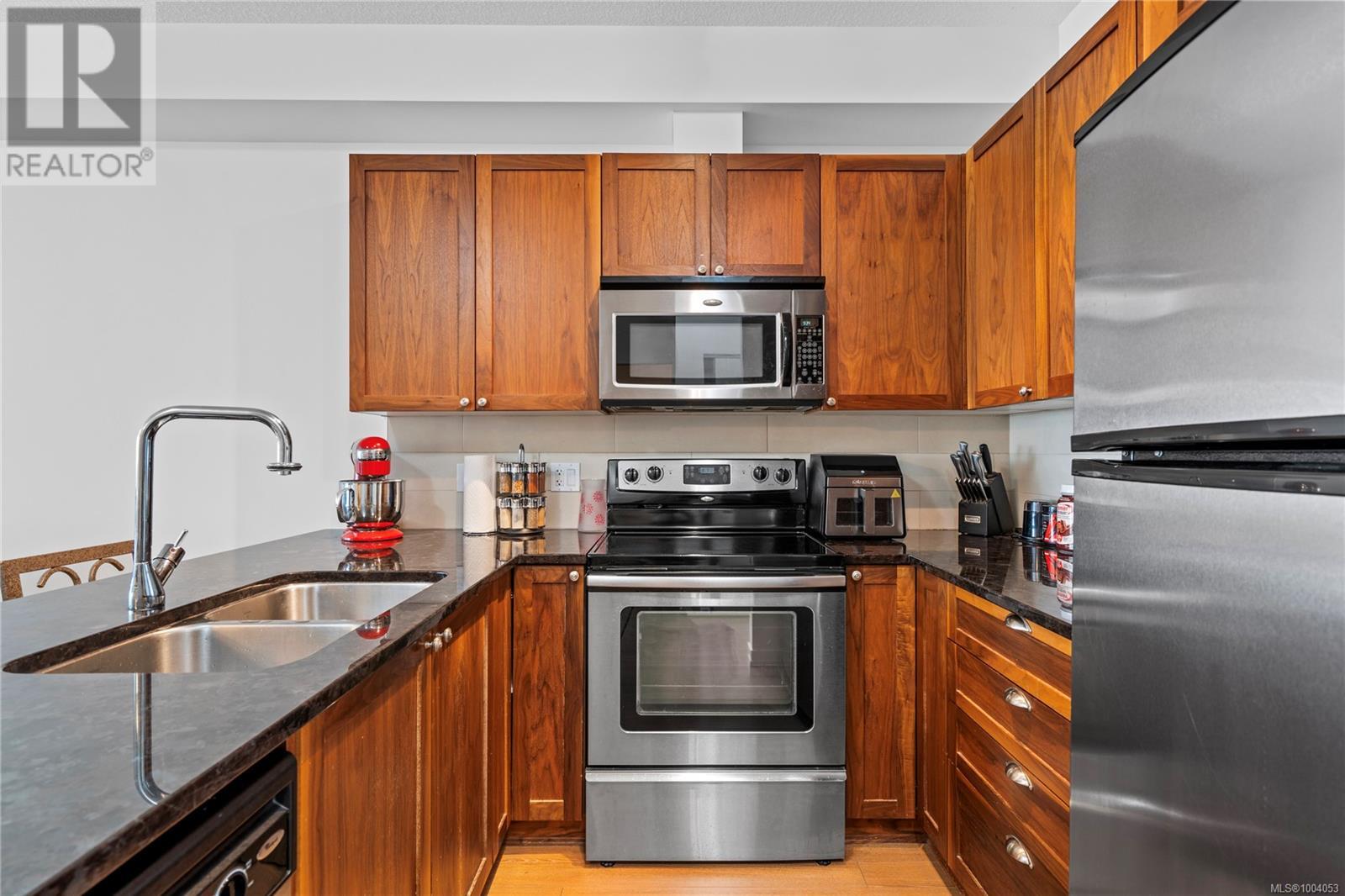 303 99 Chapel St, Nanaimo