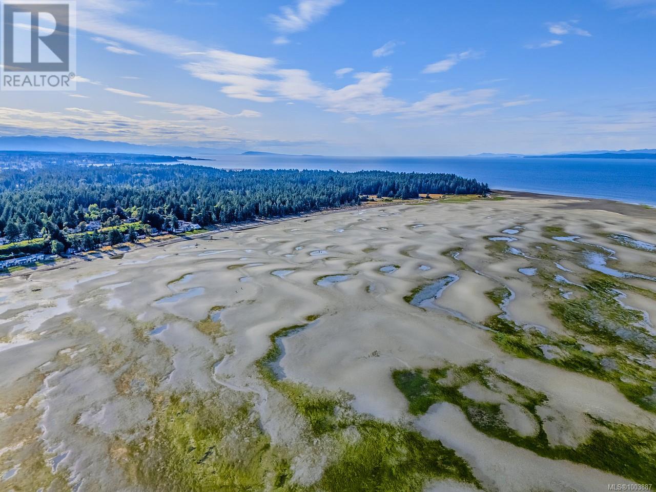 Photo 30 of 48 1175 Resort Dr, Parksville BC