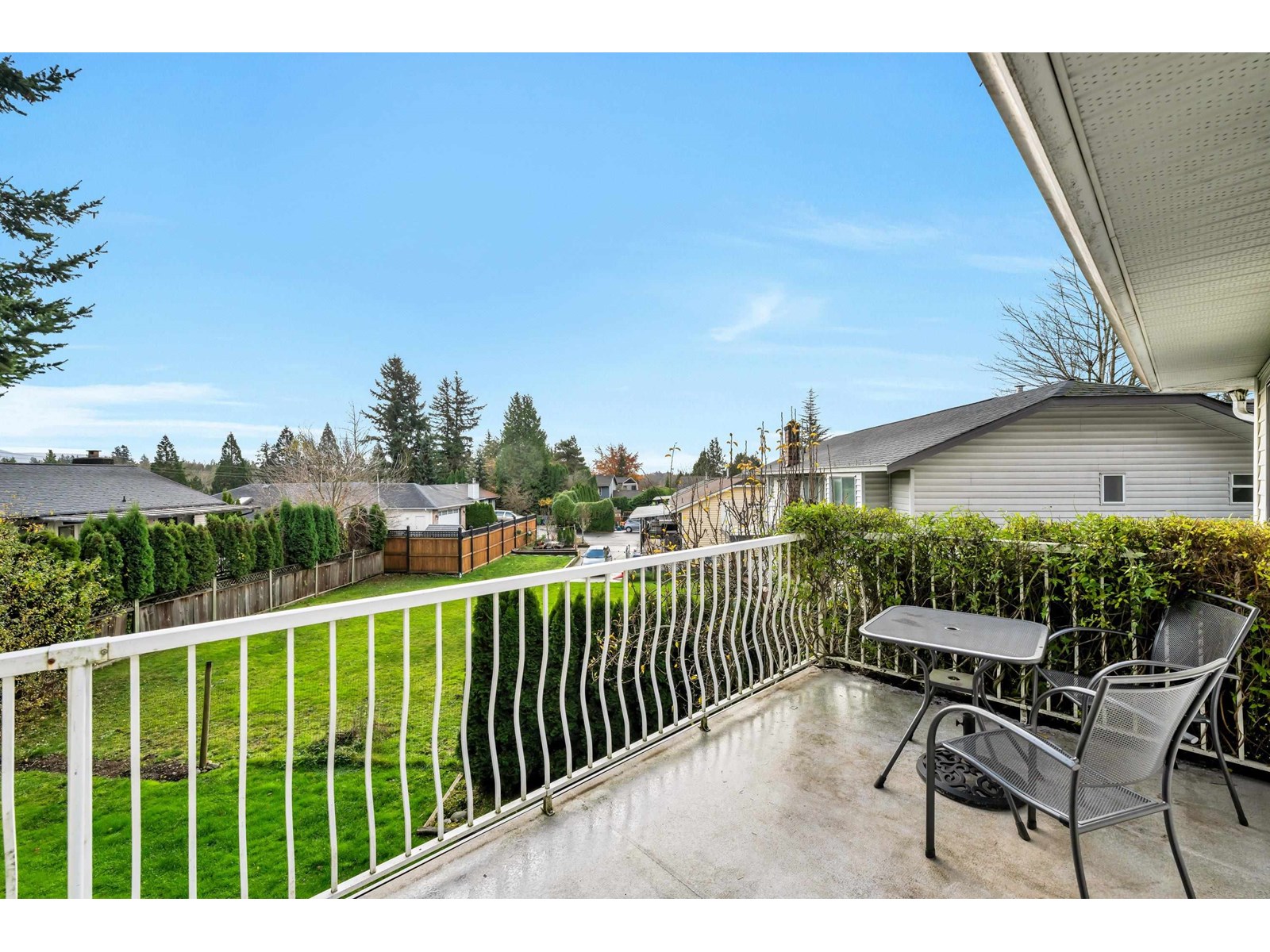 Photo 25 of 34386 Fraser Street, Abbotsford BC