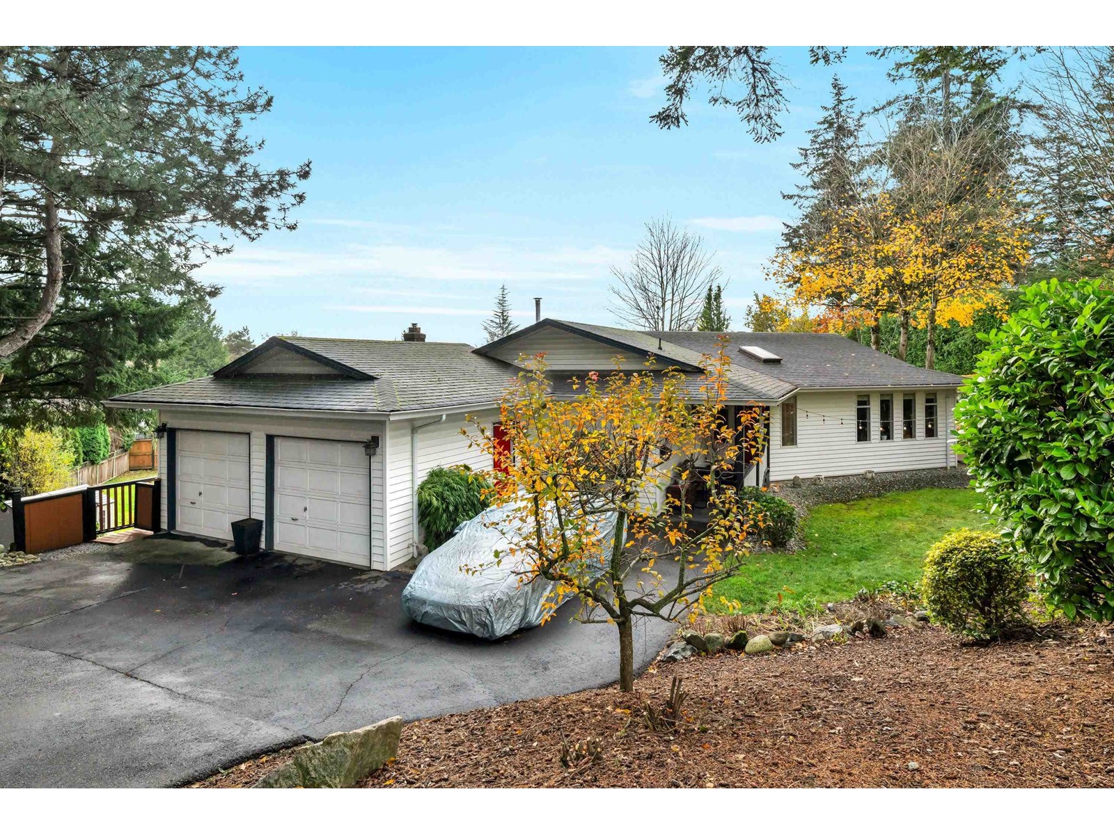 Photo 35 of 34386 Fraser Street, Abbotsford BC