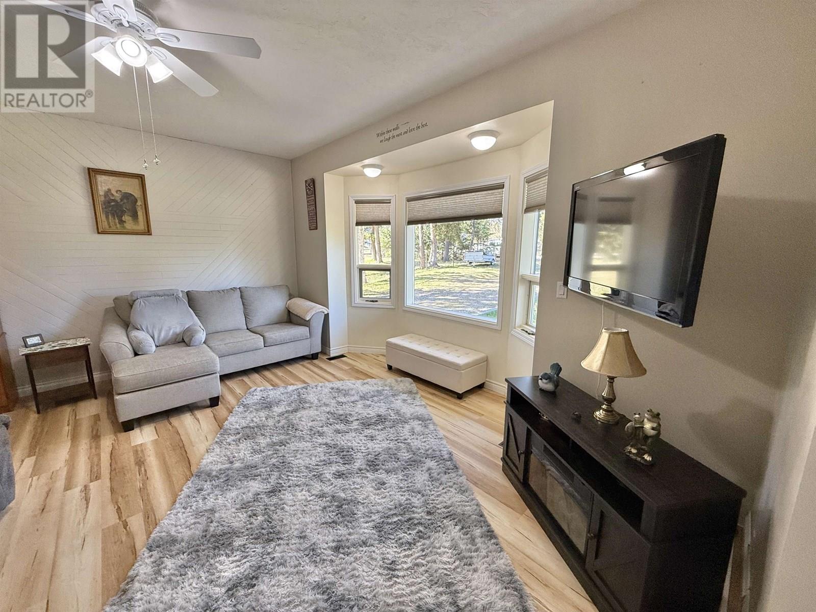 2401 TANOKA ROAD, Quesnel