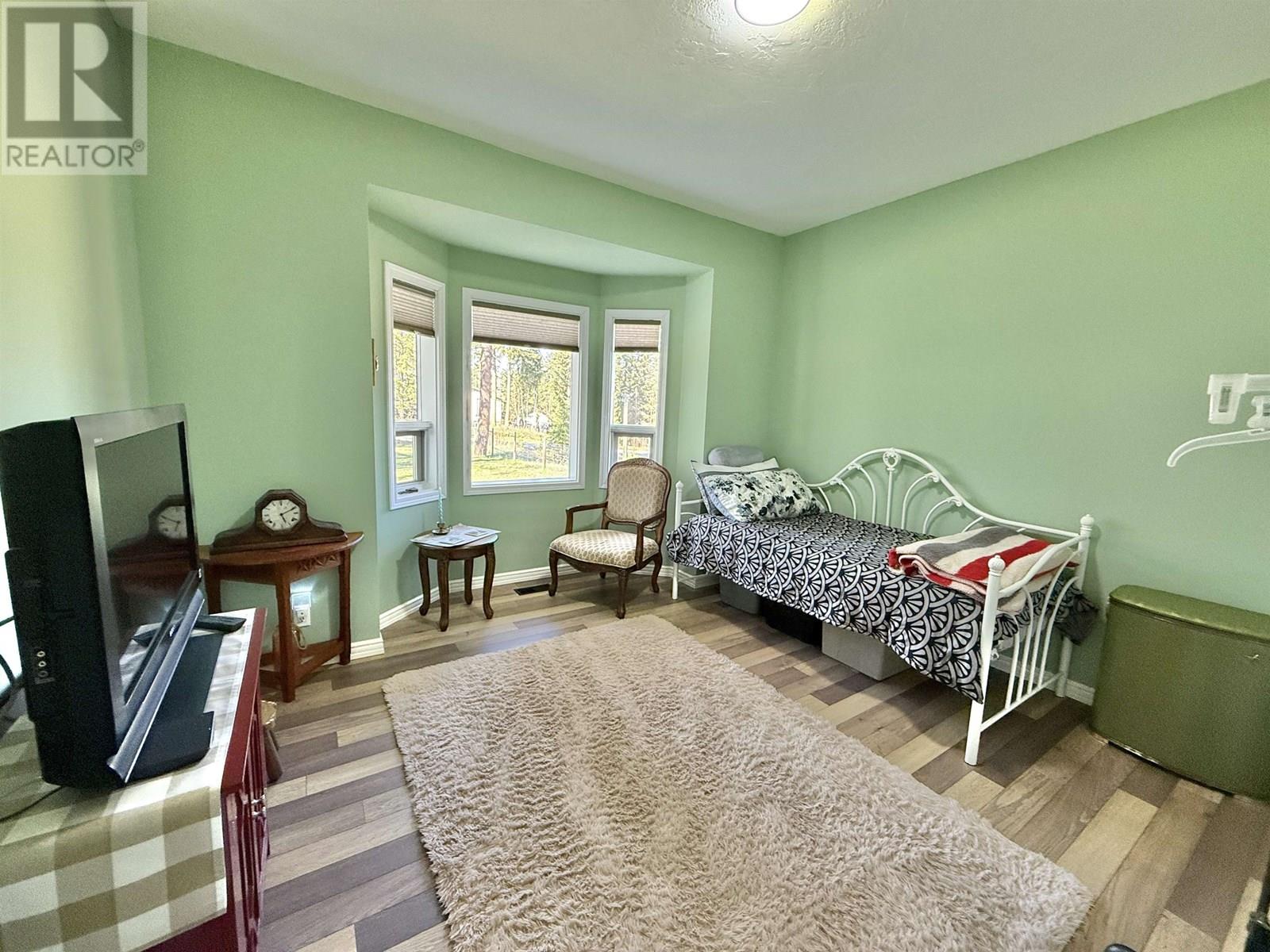 2401 TANOKA ROAD, Quesnel
