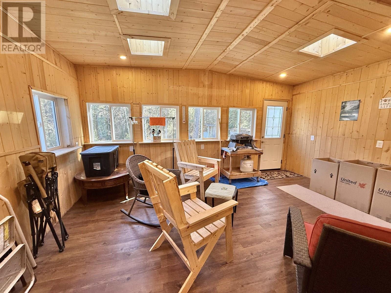 2401 TANOKA ROAD, Quesnel