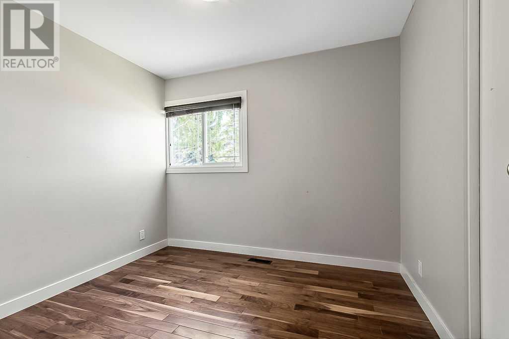 Single Family House Bungalow for Sale in  Olympia Drive SE Ogden Calgary 