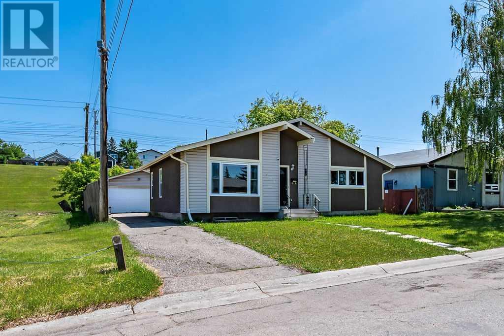 Single Family House Bungalow for Sale in  Olympia Drive SE Ogden Calgary 