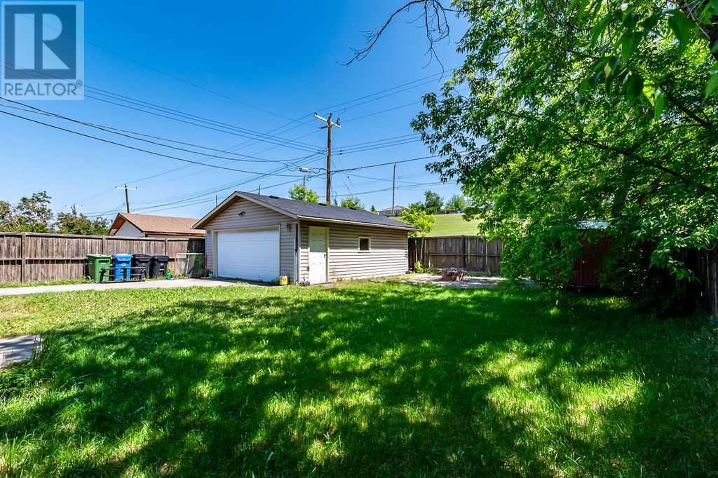 Single Family House Bungalow for Sale in  Olympia Drive SE Ogden Calgary 