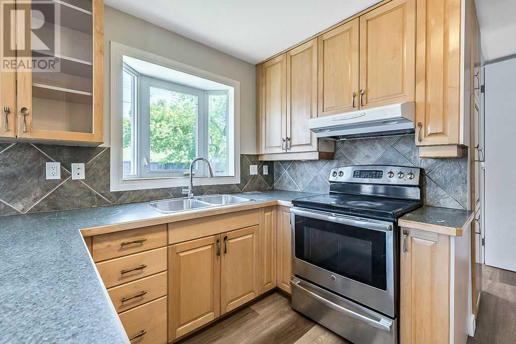 Single Family House Bungalow for Sale in  Olympia Drive SE Ogden Calgary 