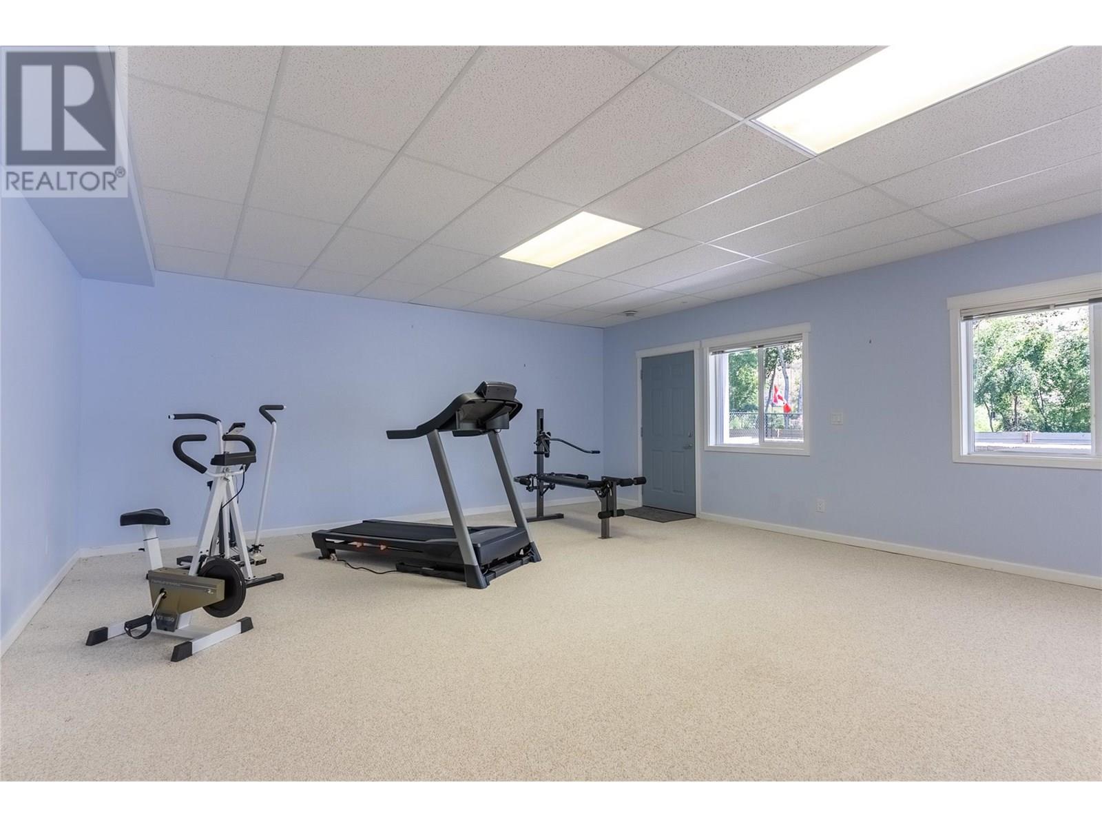 3727 OVERLANDER Drive - 28