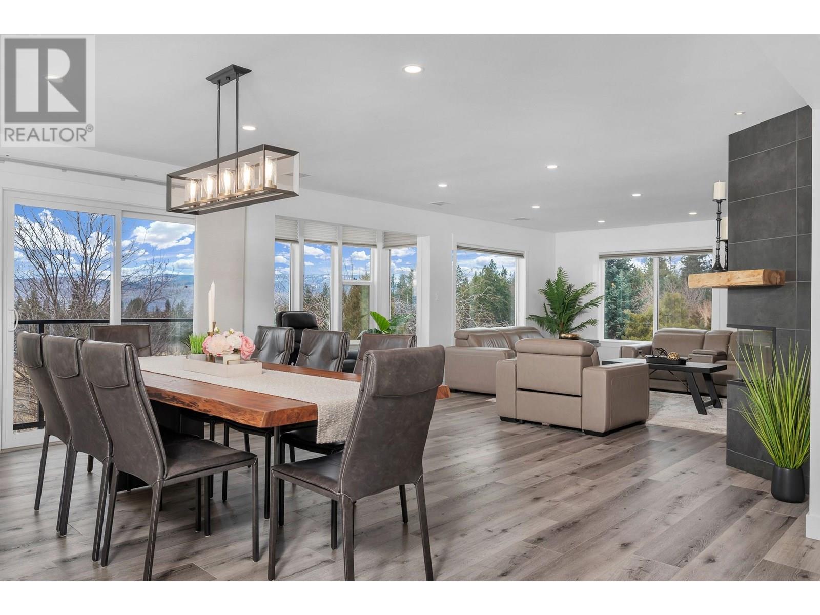 5393 East Vernon Road, Vernon
