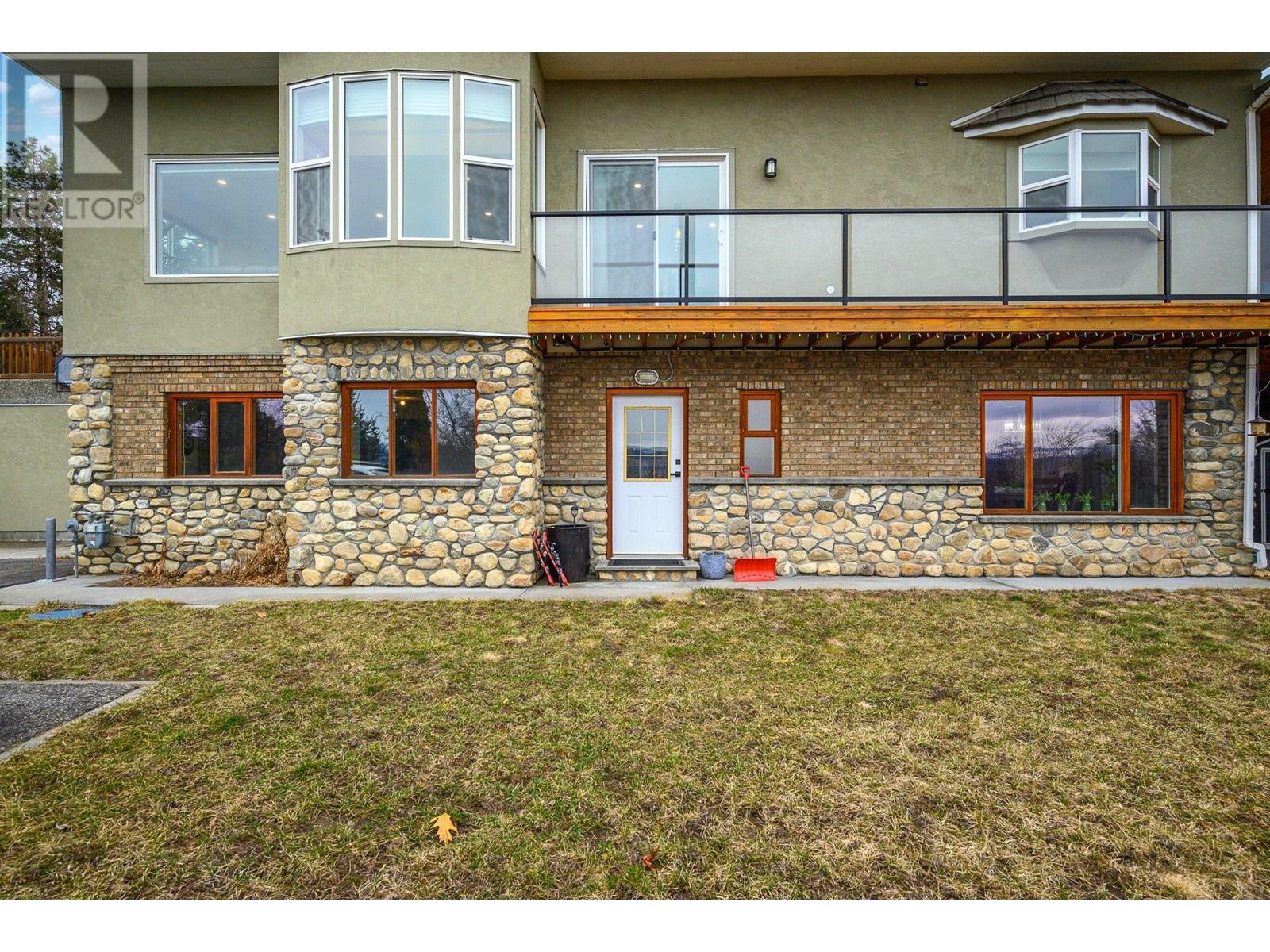 5393 East Vernon Road, Vernon
