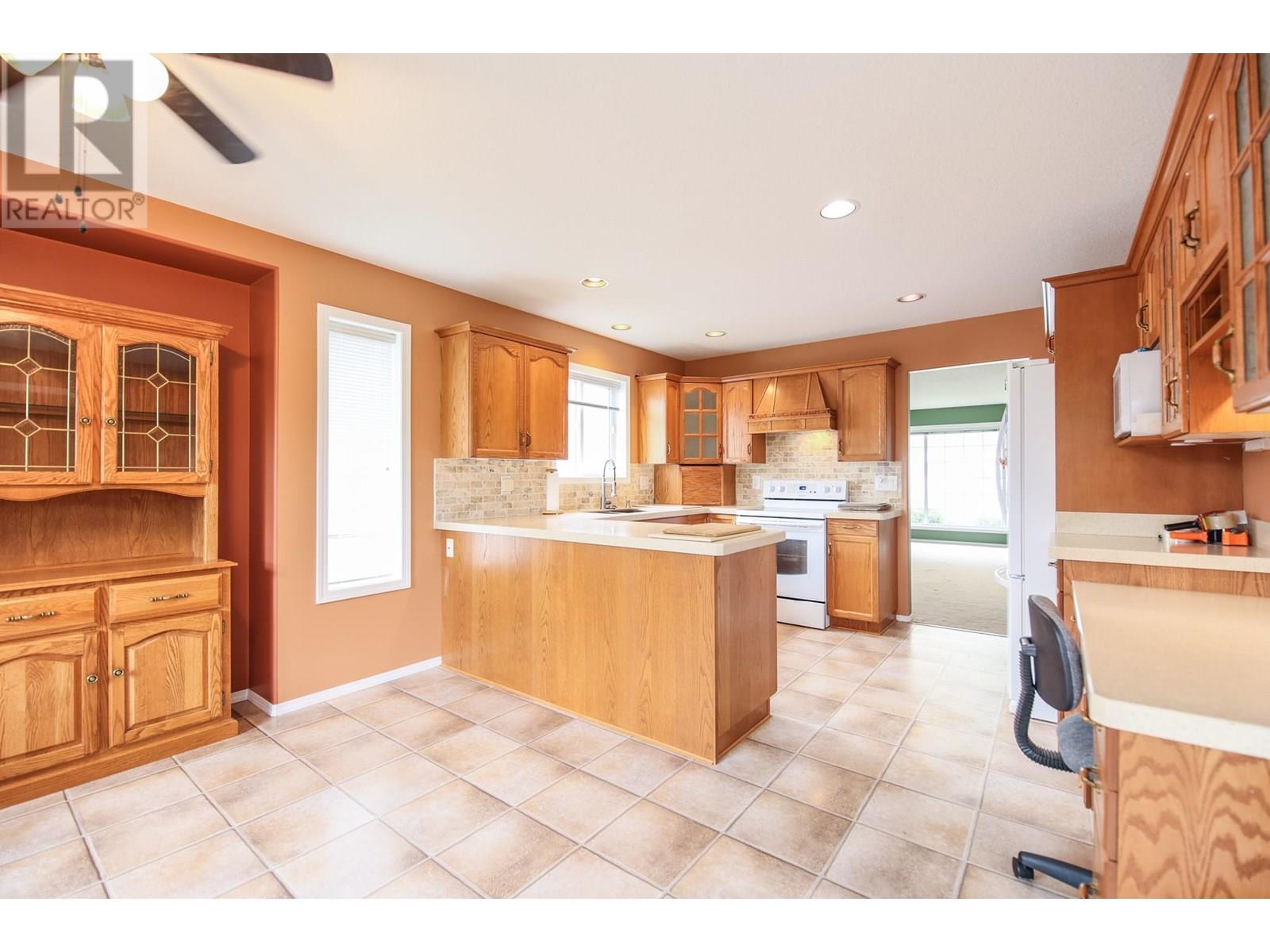 606 Red Wing Drive, Penticton