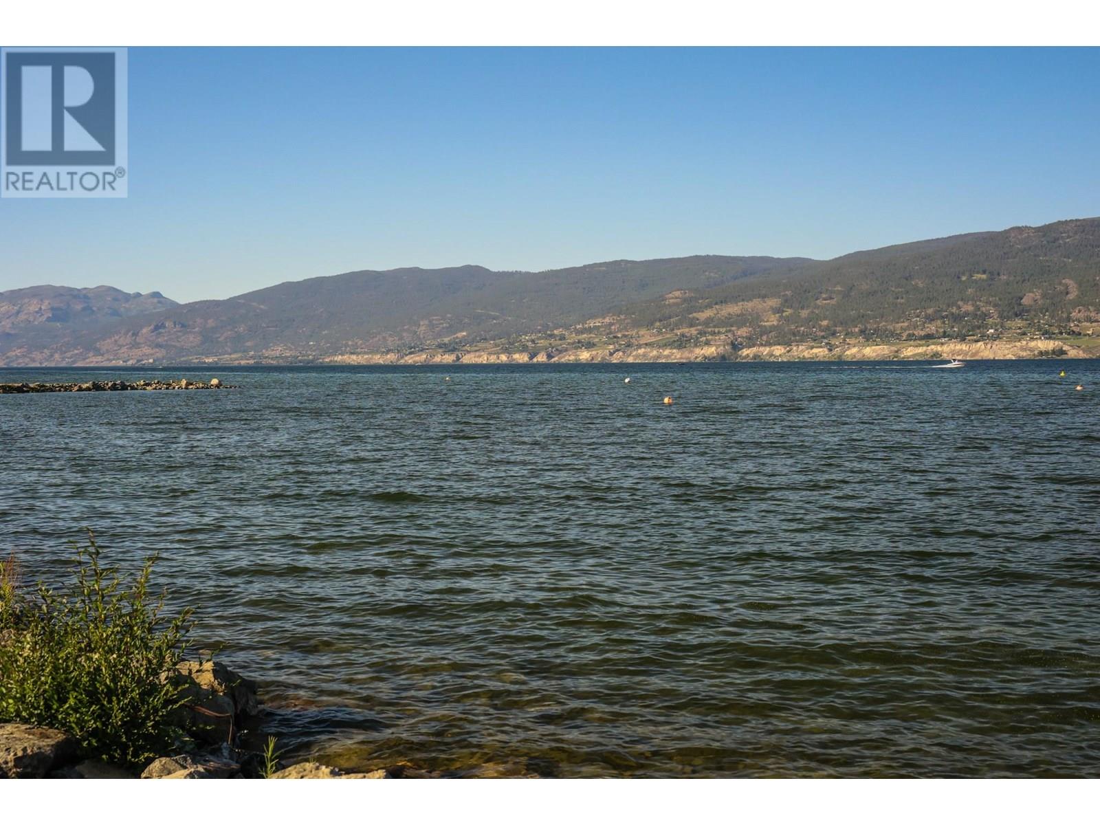 606 Red Wing Drive, Penticton