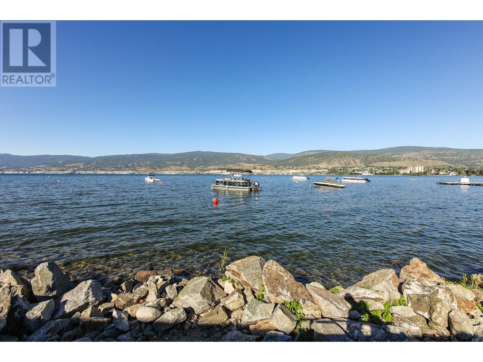 606 Red Wing Drive, Penticton