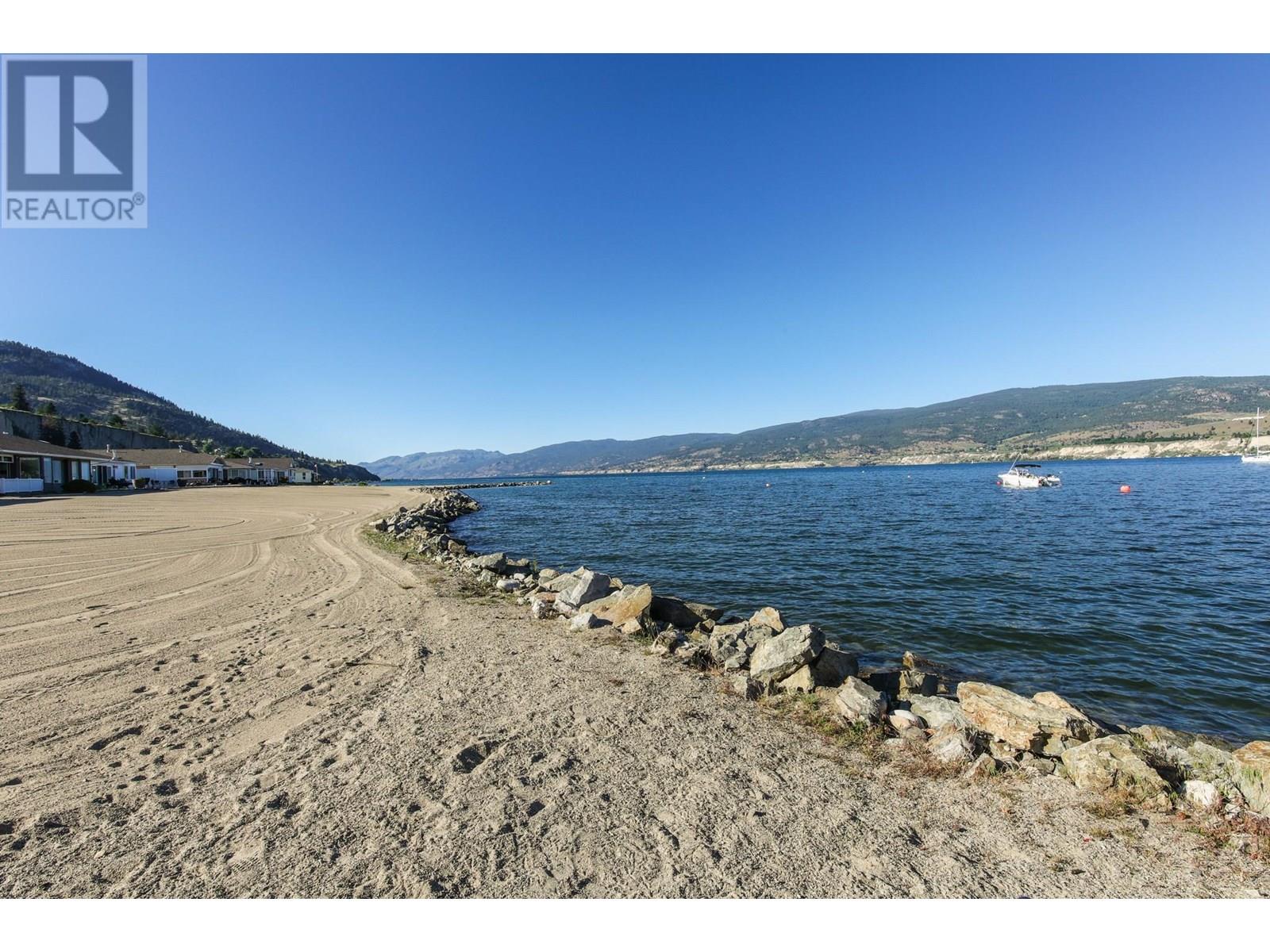 606 Red Wing Drive, Penticton