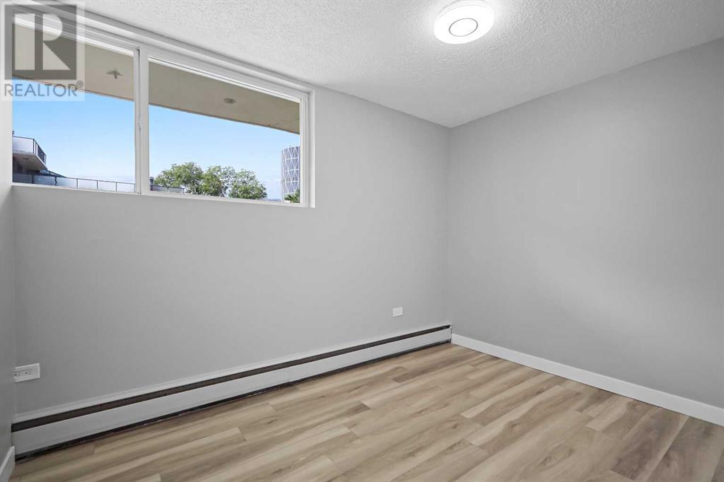 101, 316 1 Avenue NE, Calgary, Alberta