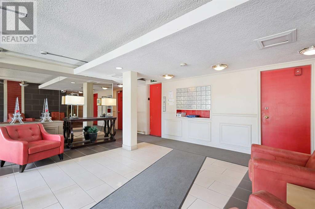 Single Family House for Sale in    Avenue NE Crescent Heights Calgary 
