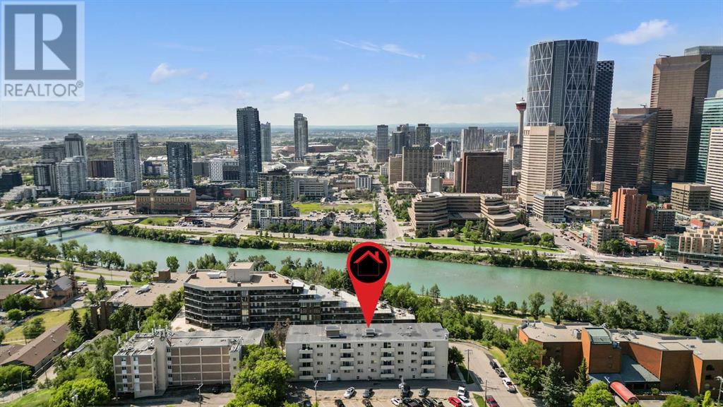 Single Family House for Sale in    Avenue NE Crescent Heights Calgary 