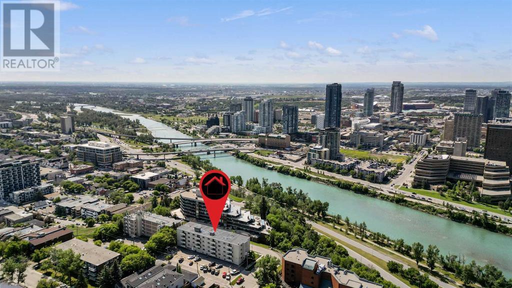 Single Family House for Sale in    Avenue NE Crescent Heights Calgary 