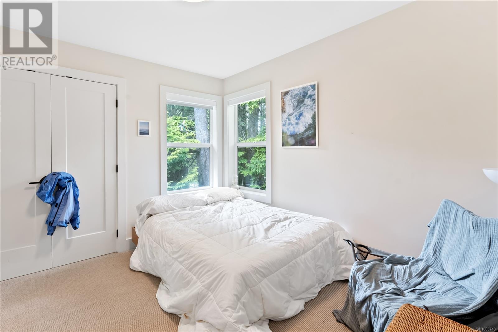 19 625 Hellesen Dr, Tofino