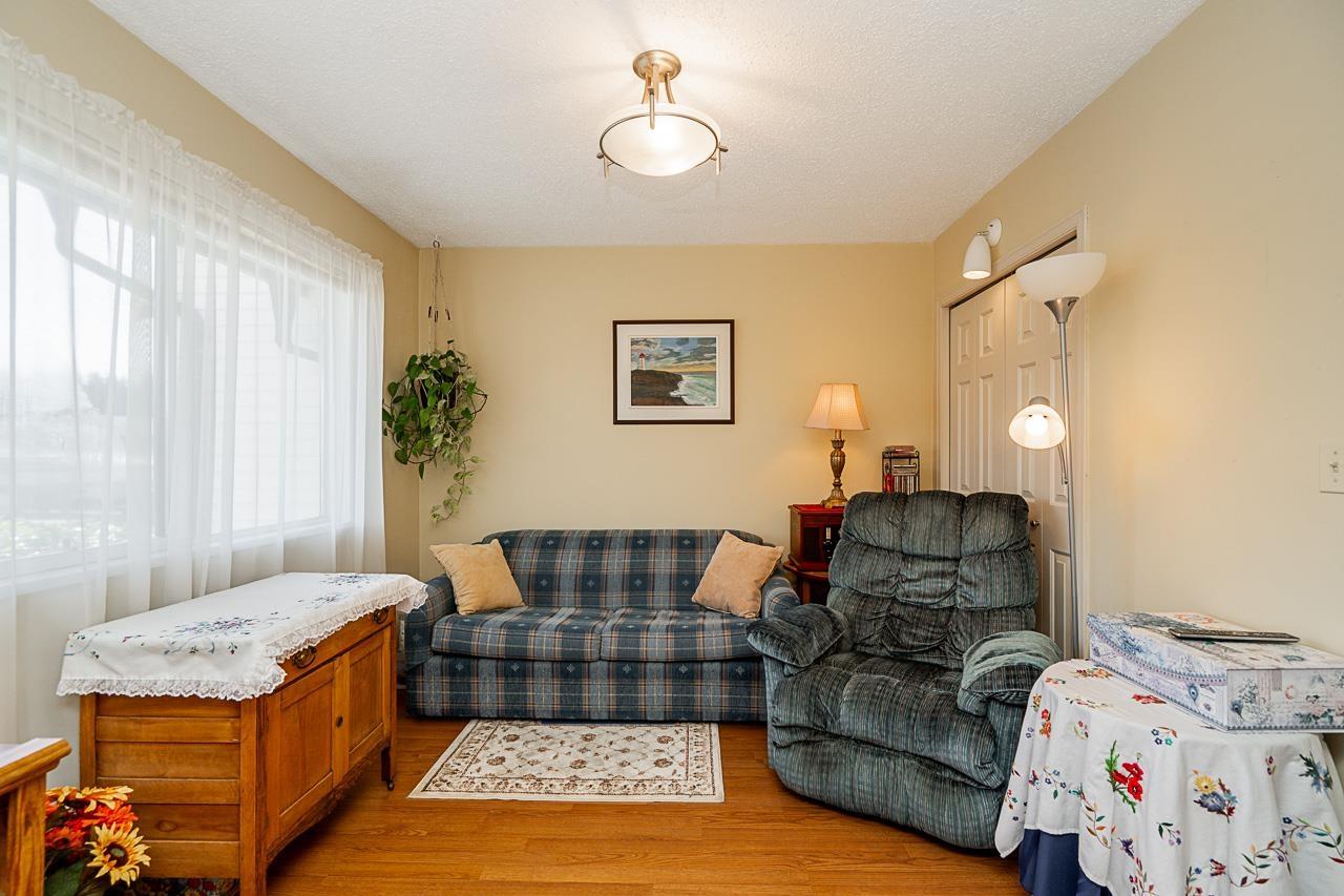 Photo 9 of 41 32959 George Ferguson Way, Abbotsford BC