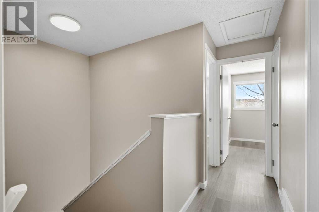 Single Family House for Sale in   Bermuda Drive NW Beddington Heights Calgary 
