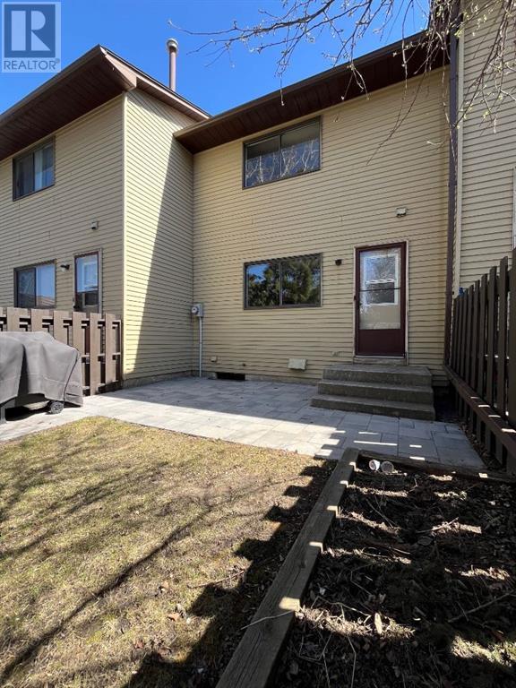 Single Family House for Sale in   Bermuda Drive NW Beddington Heights Calgary 