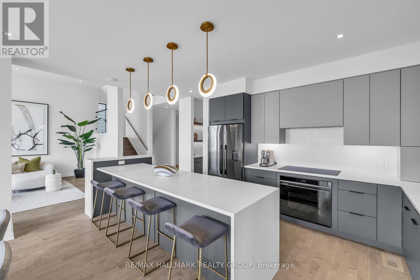 Photo 11 of 817 Chorus Drive, Ottawa ON