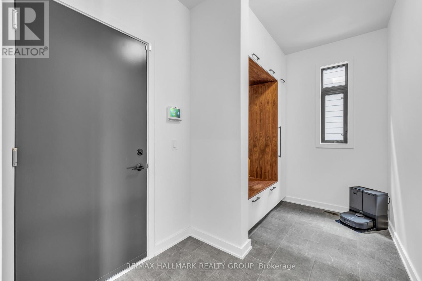 Photo 23 of 817 Chorus Drive, Ottawa ON