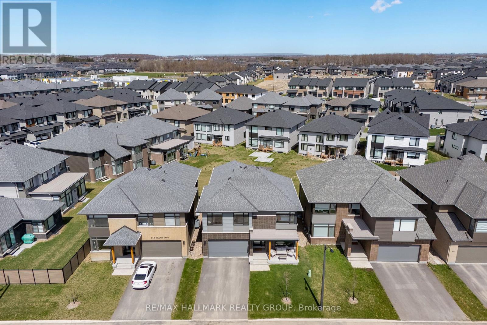 Photo 40 of 817 Chorus Drive, Ottawa ON