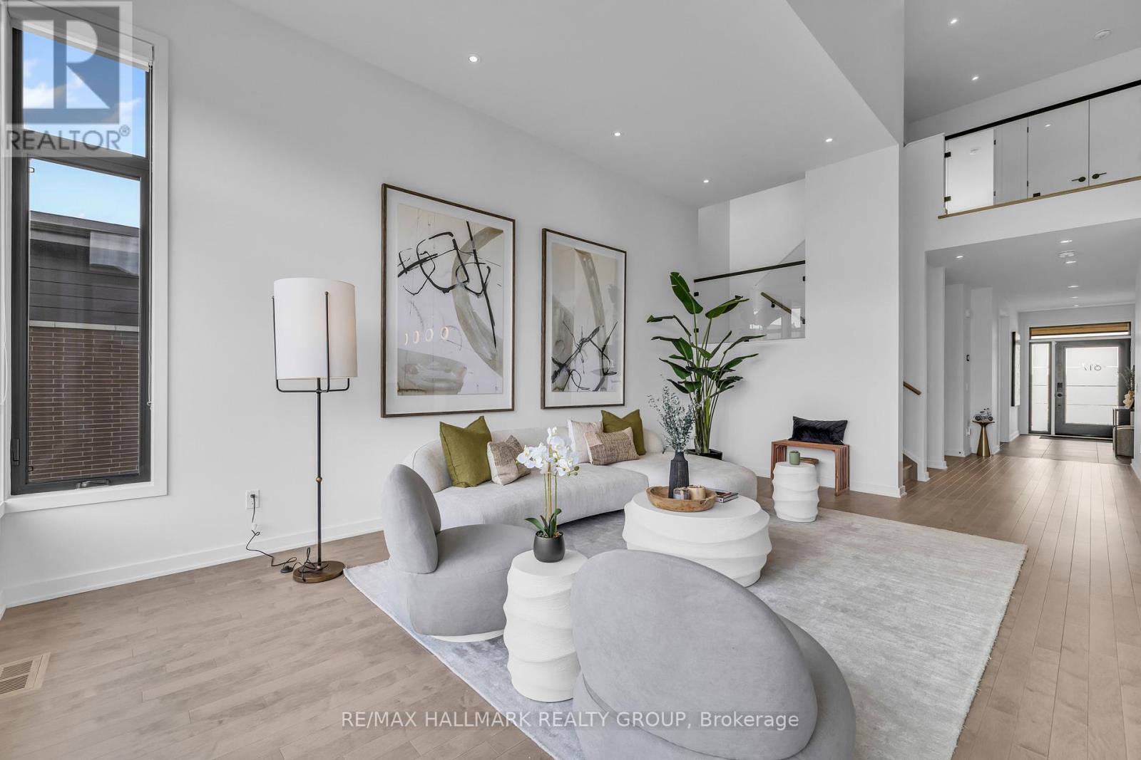 Photo 12 of 817 Chorus Drive, Ottawa ON