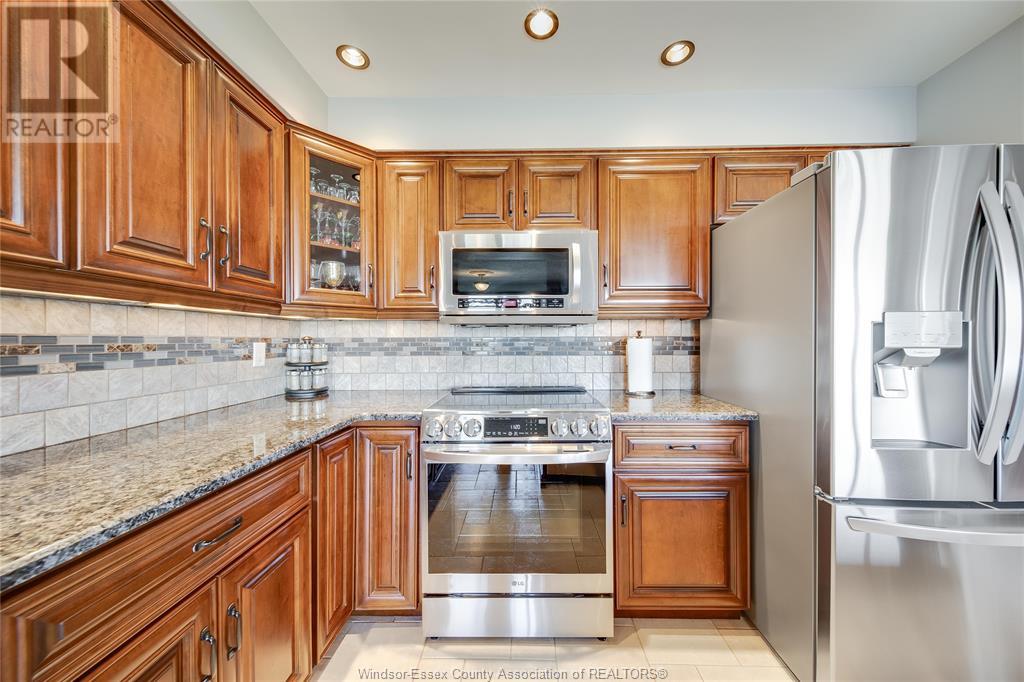 Photo 15 of 65 Bissonnette, Lakeshore ON