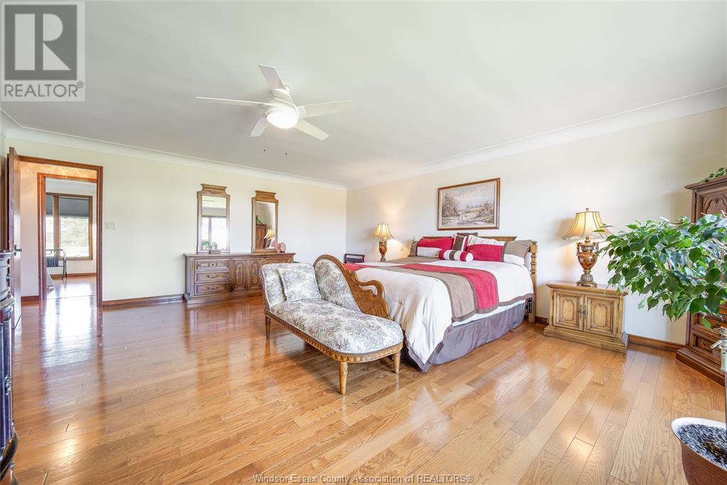 Photo 19 of 65 Bissonnette, Lakeshore ON
