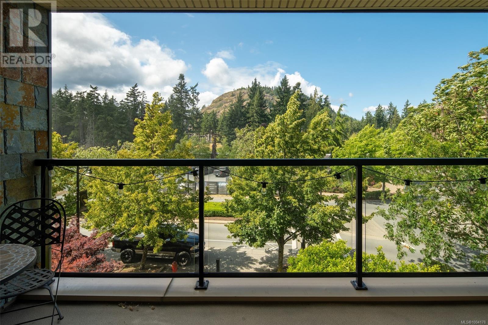 Photo 20 of 311 1335 Bear Mountain Pkwy, Langford BC