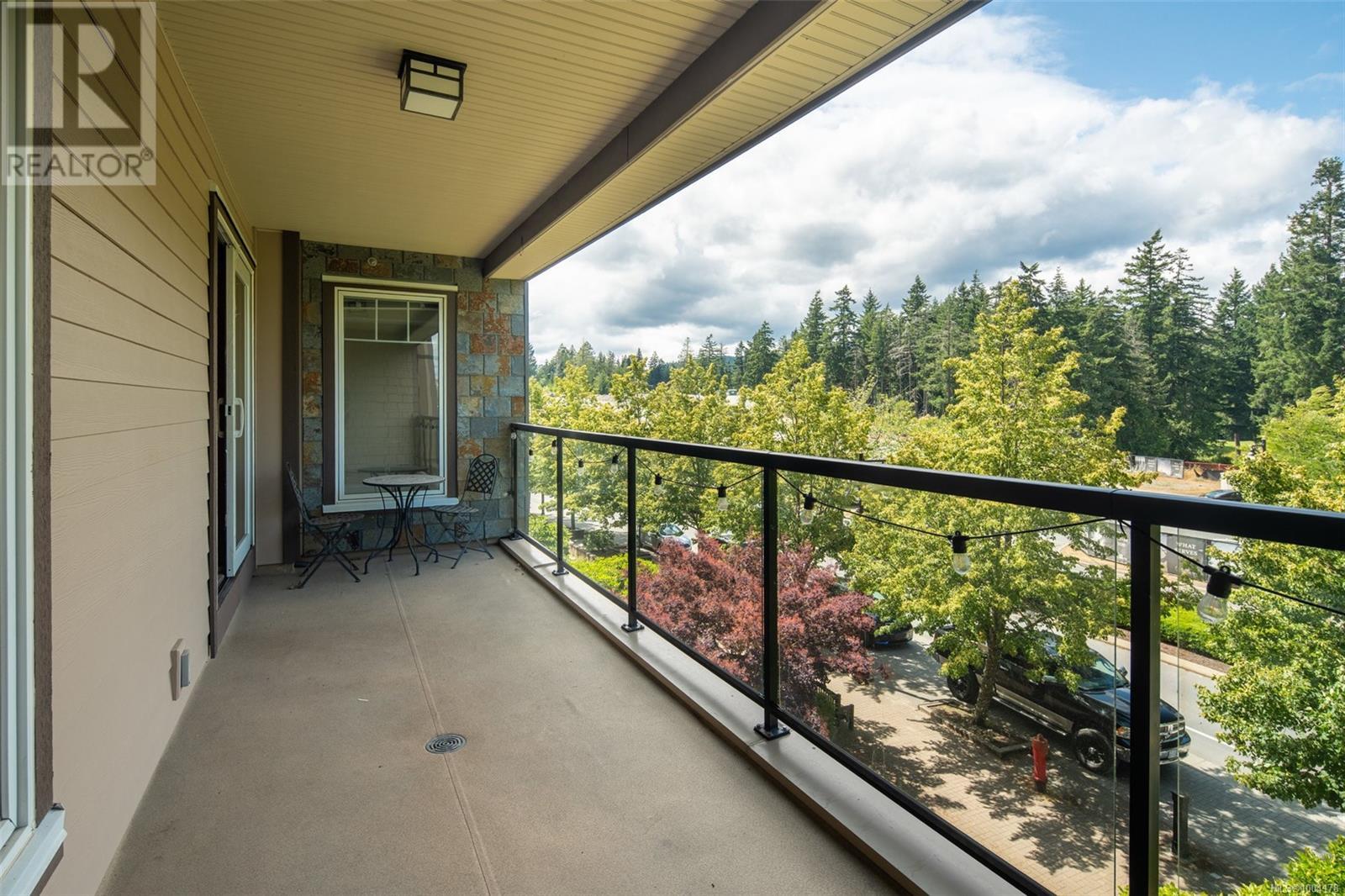 Photo 14 of 311 1335 Bear Mountain Pkwy, Langford BC