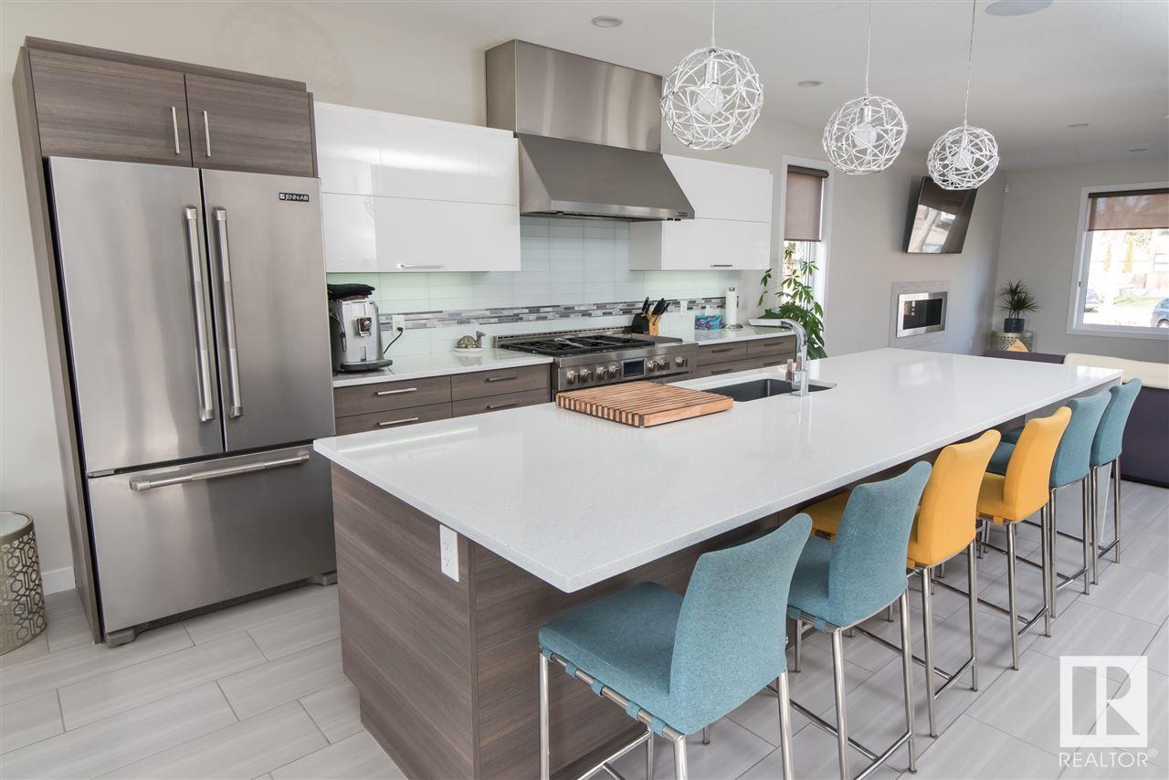 Photo 33 of 9104 83 St Nw, Edmonton AB